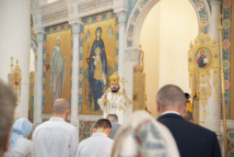 Le métropolite Nestor a présidé la Divine Liturgie dominicale en la cathédrale de la Sainte Trinité à Paris