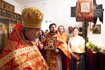 L'archimandrite Ephrem (Meziani) s'est vu octroyer le droit de célébrer la Divine Liturgie avec les portes royales ouvertes jusqu'à l'hymne des chérubins