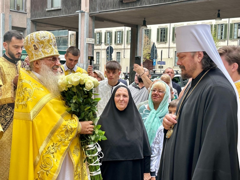 Le métropolite de Chersonèse et d’Europe occidentale Nestor a célébré la Divine Liturgie en l’église Saint-Ambroise à Milan