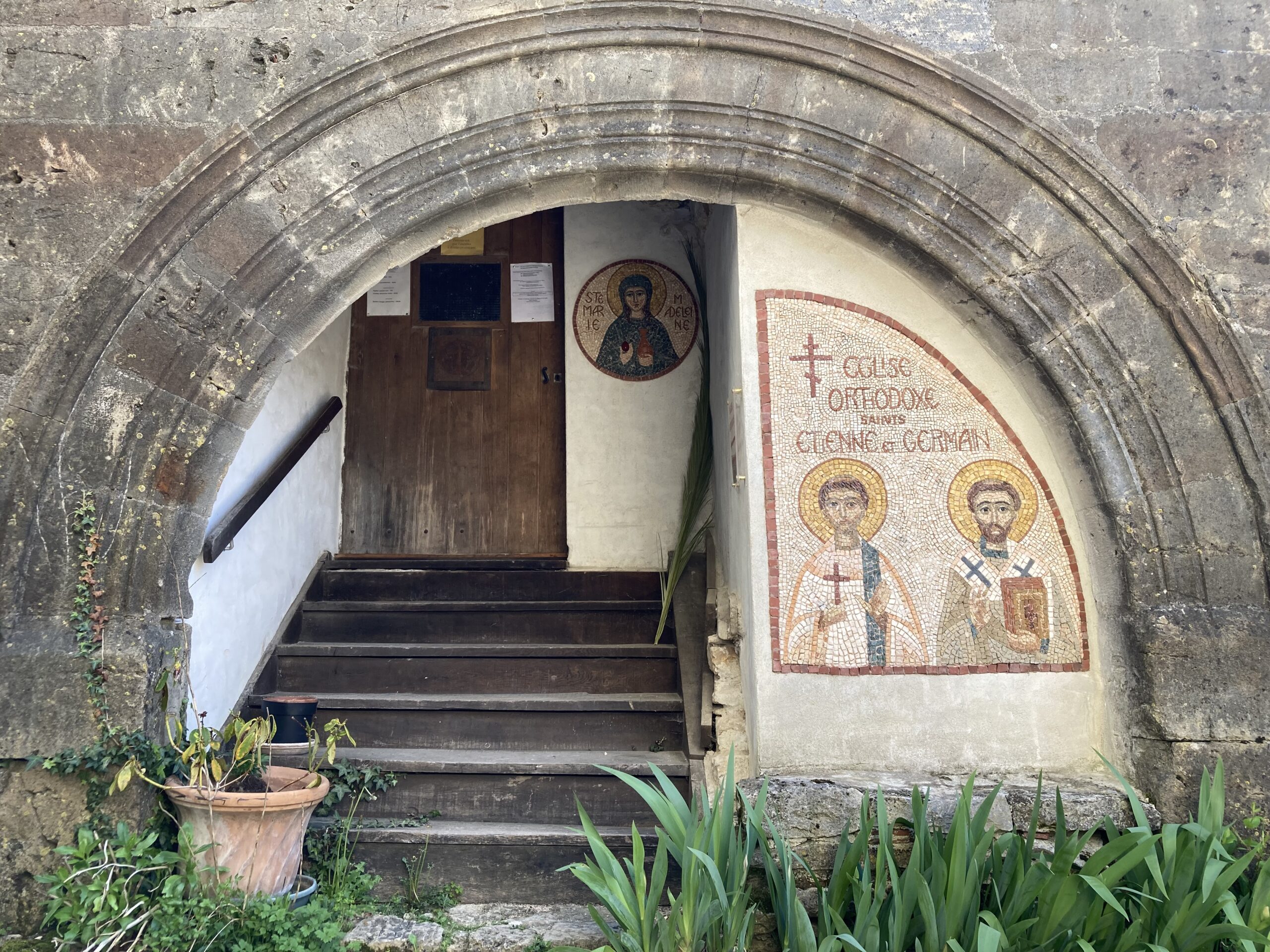 La paroisse de Vézelay relance son appel pour sauvegarder la maison médiévale qui abrite sa chapelle