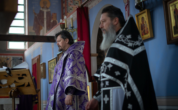 Monseigneur Nestor a célébré la Liturgie des Dons présanctifiés en la cathédrale Sainte-Marie-Madeleine de Madri